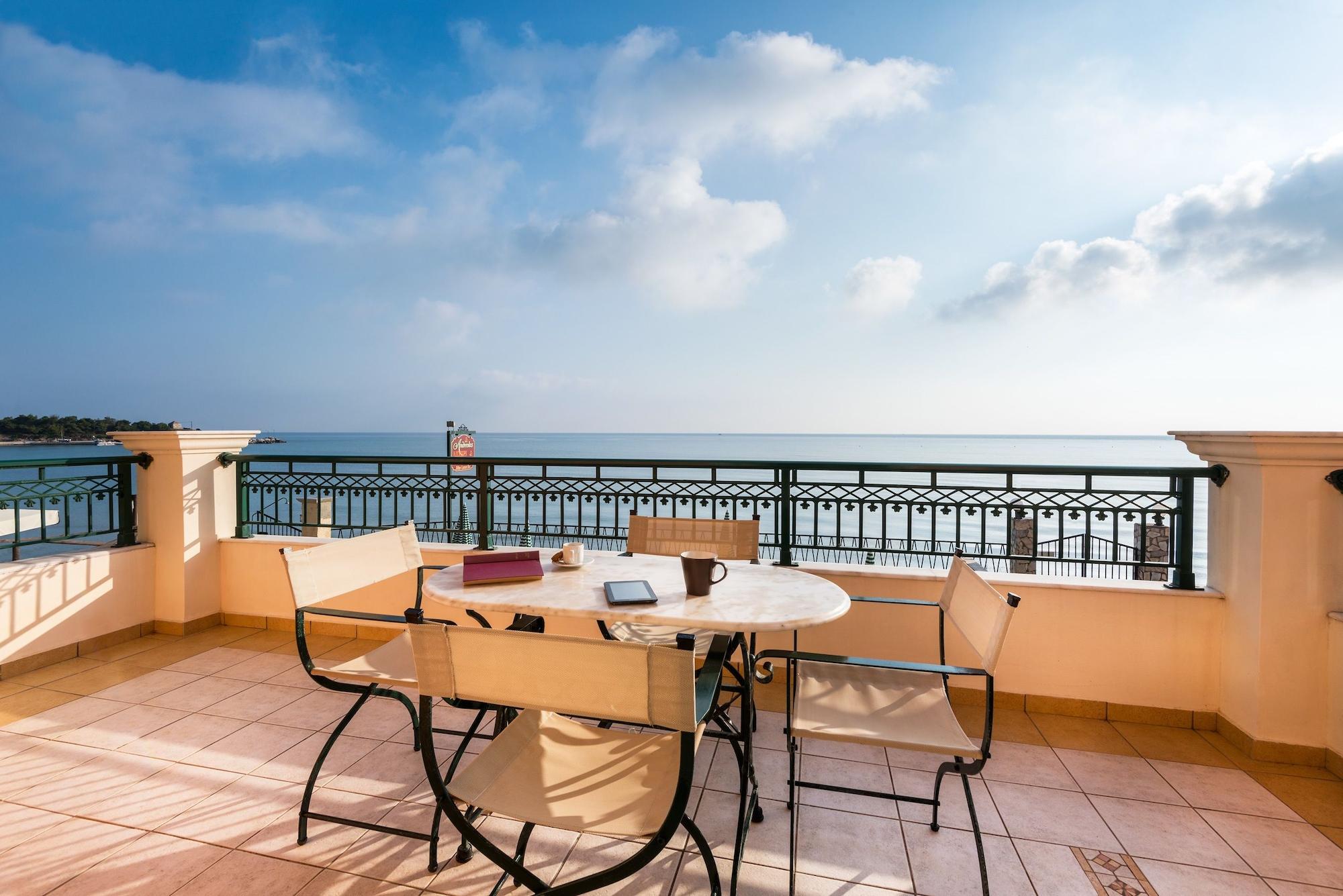 Lägenhetshotell Andreolas Luxury 4*