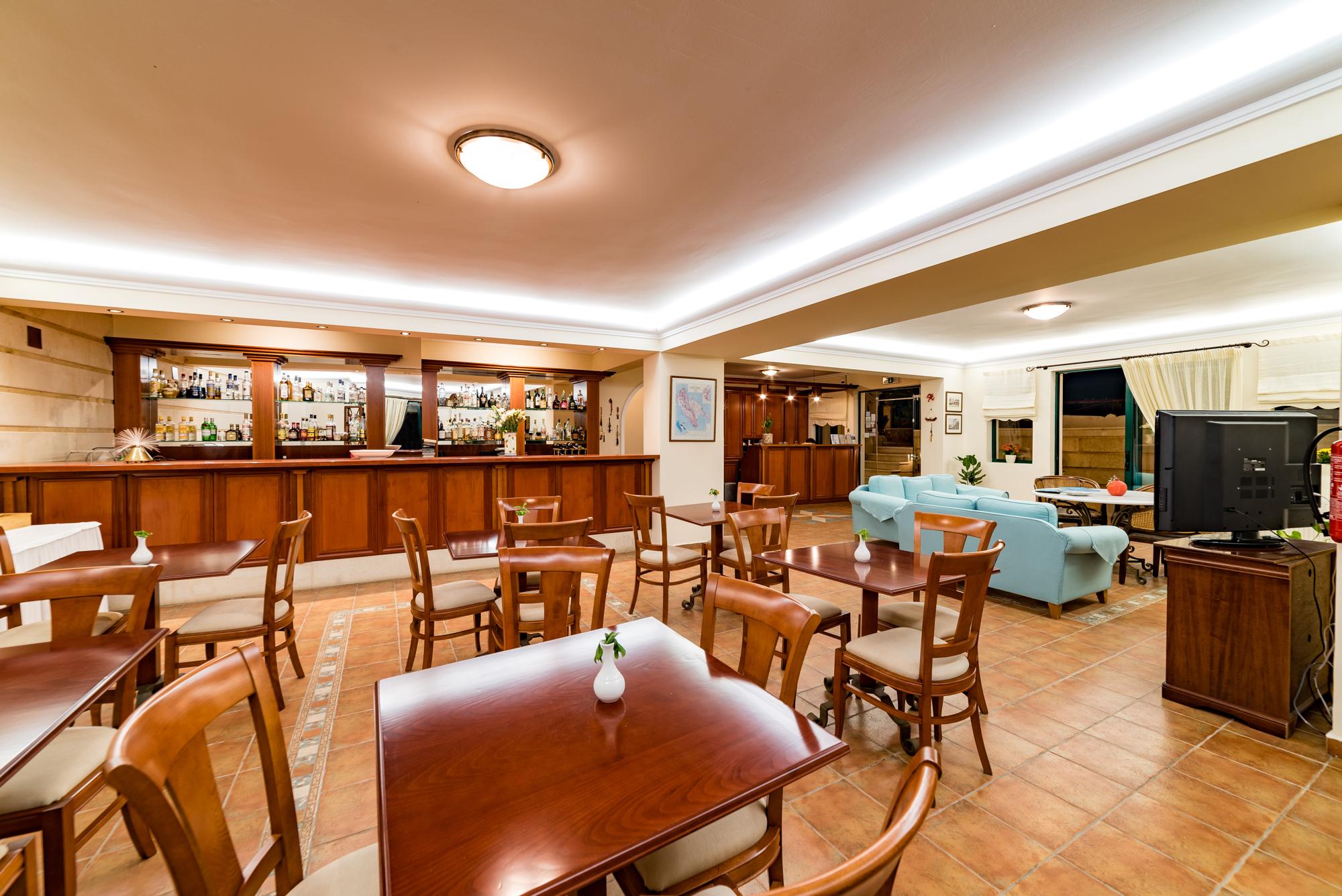 Andreolas Luxury Lägenhetshotell Tsilivi (Zakynthos)