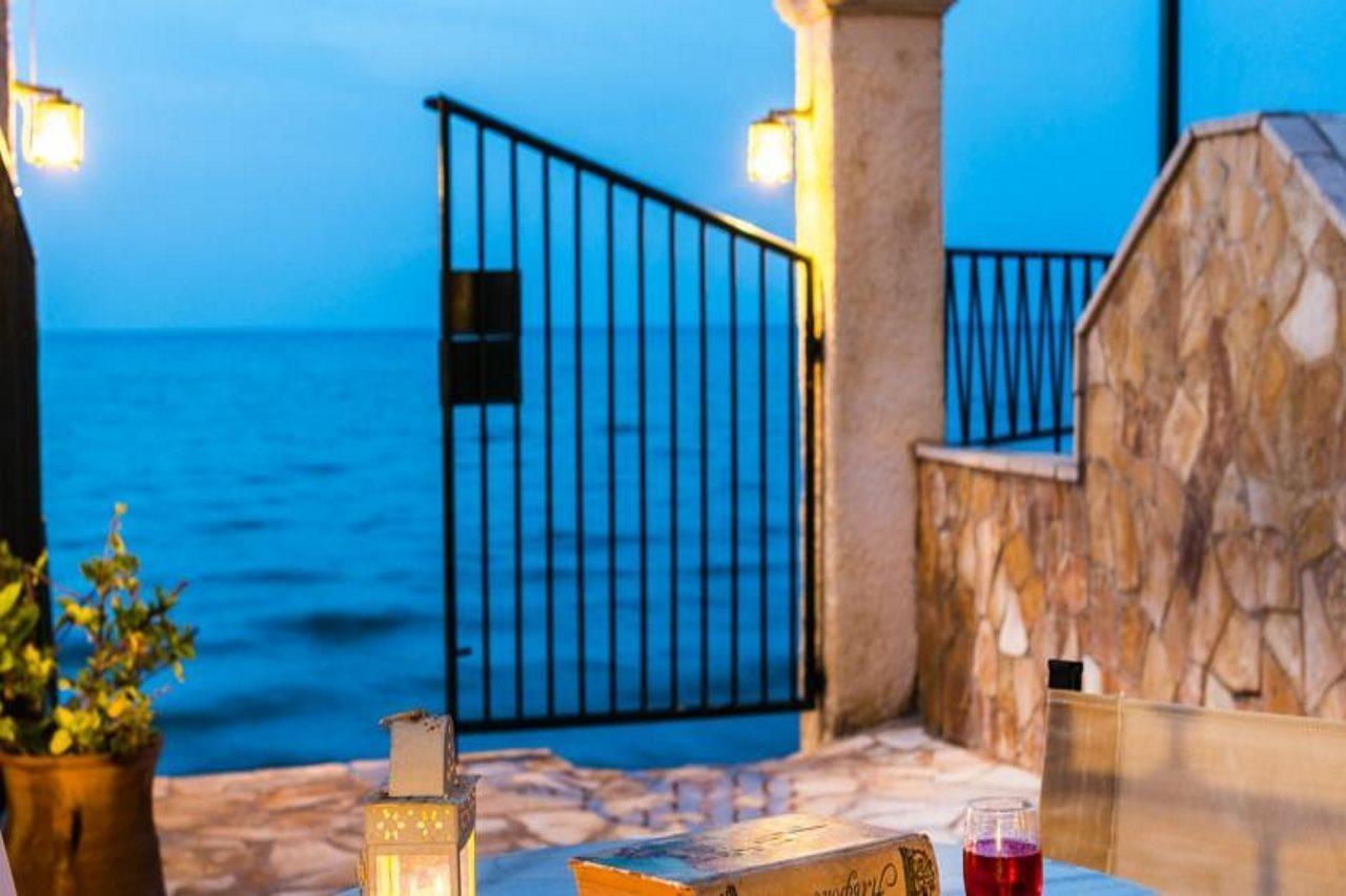 Andreolas Luxury Hotel de apartamente 4*