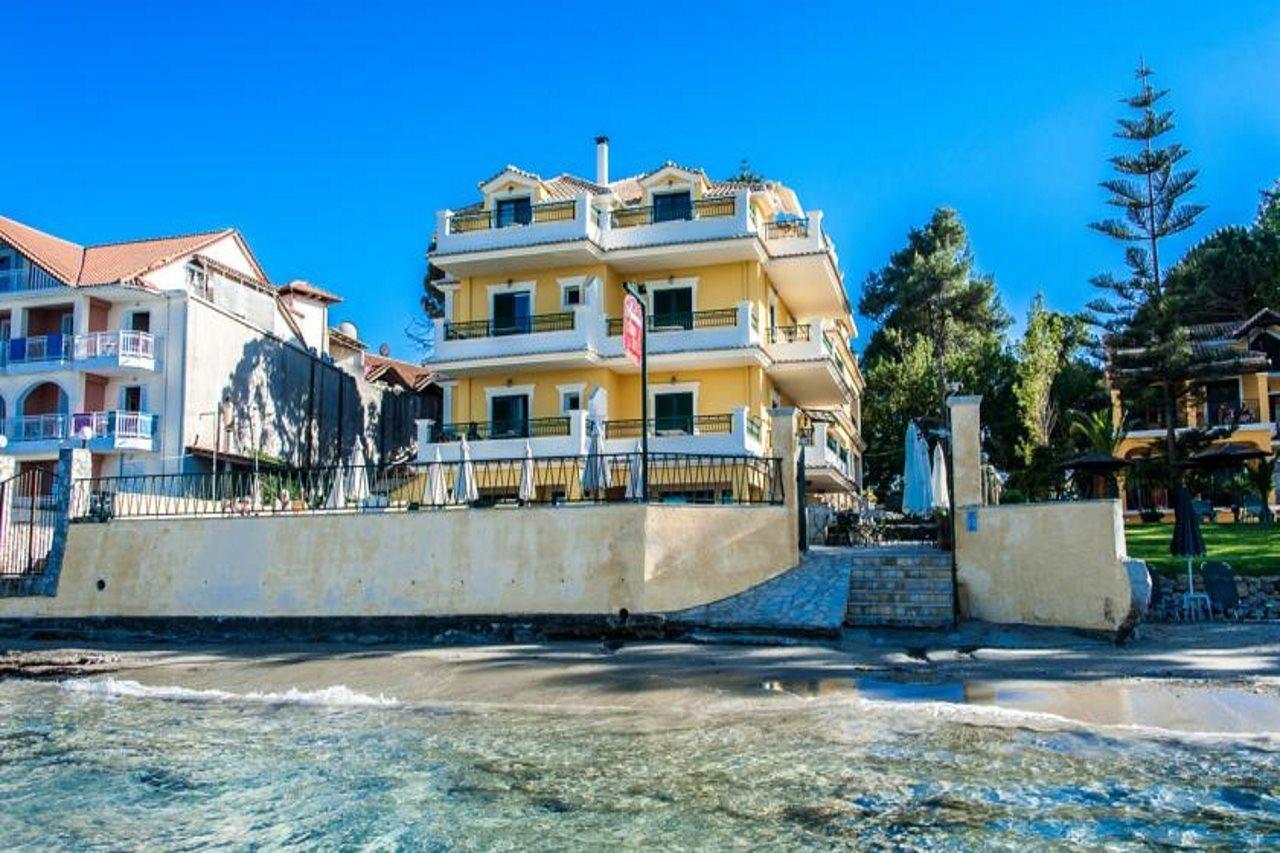 Andreolas Luxury Hotel de apartamente 4*
